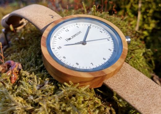 Wooden Wristwatch Frühlingsstern